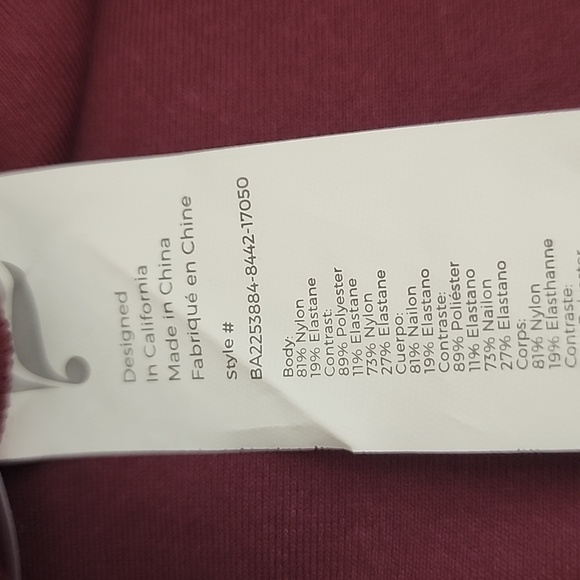 FABLETICS WOMAN'S SPORTS BRA - Picture 8 of 9